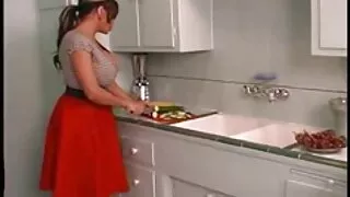 Nước chó phim xes xxvl trung ở âm hộ của cô