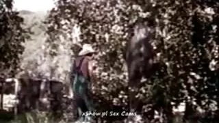 Mẹ Anh có quần áo phim xes ho thể dục
